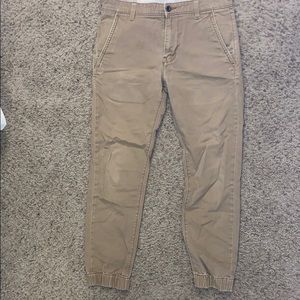Men’s Khaki Levi’s Joggers